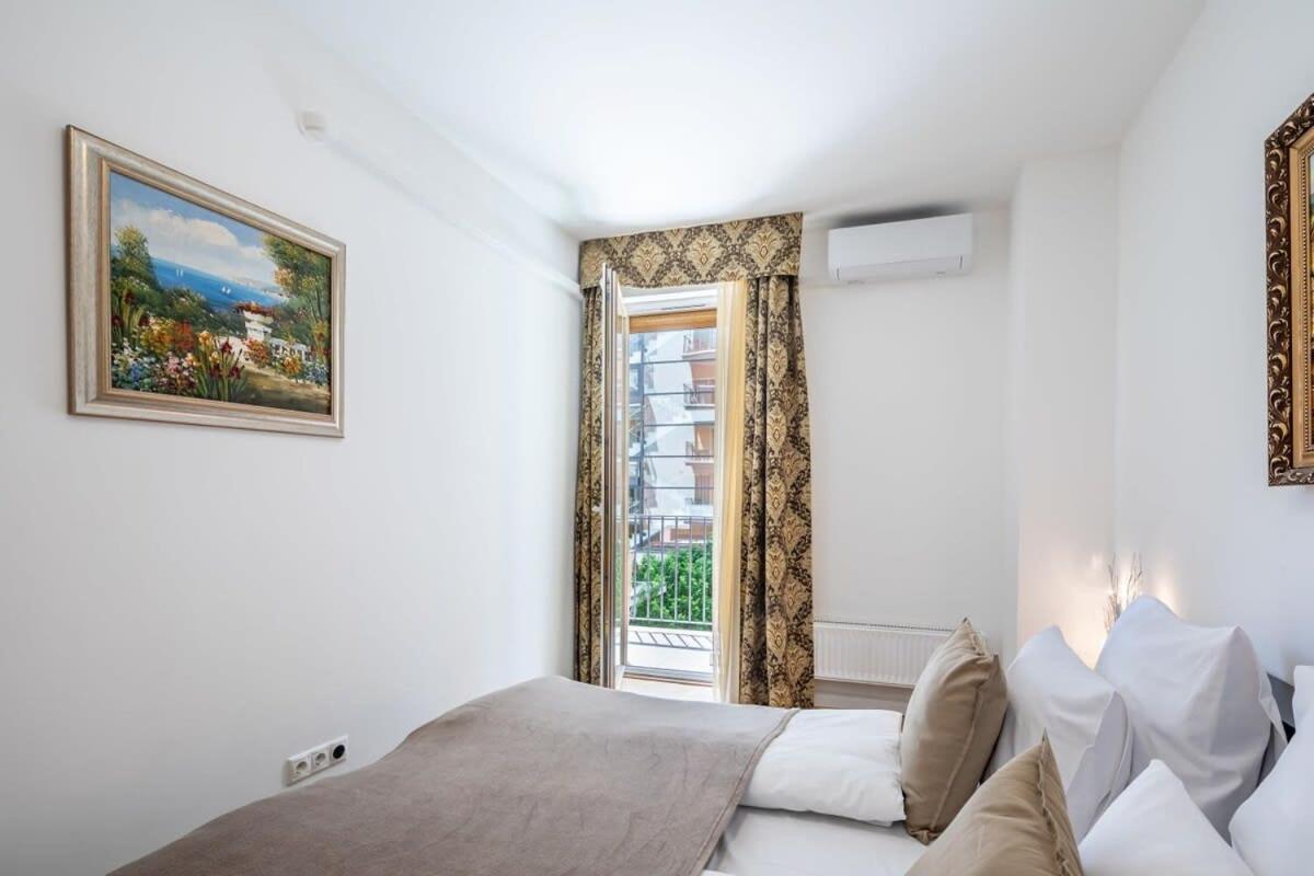 Homey Apartment With Ac And Balcony 布达佩斯 外观 照片